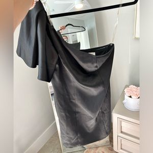 FAME AND PARTNERS one shoulder satin short dress! Worn twice - great condition!